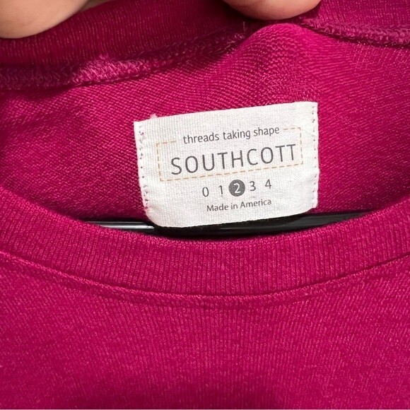 Southcott Threads The Stargazer Top - Raspberry in Women’s Size Small - Picture 5 of 15